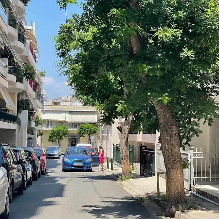 2-bedroom Fancy Near Metro Apartment *