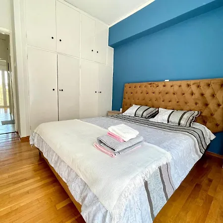 Apartment 2-bedroom Fancy Near Metro *